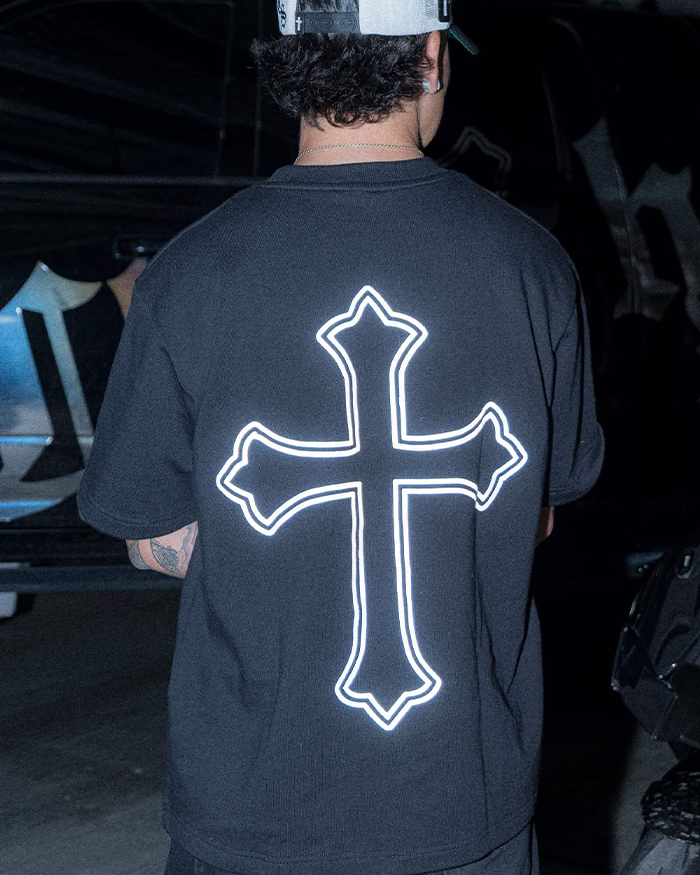 Clutch "Cross" T-Shirt